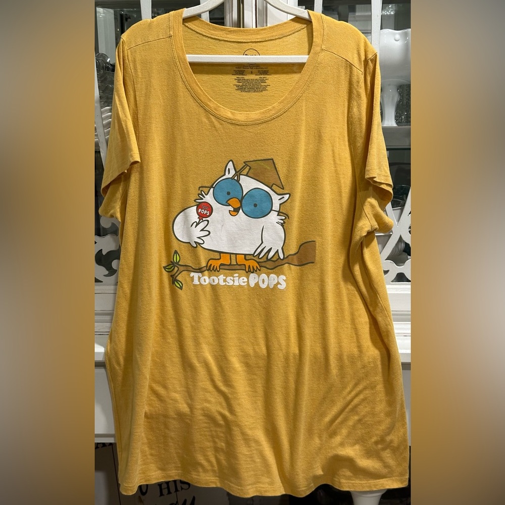 Authentic Yellow Tootsie Pops short sleeve Graphic T-Shirt size 3X with the owl.